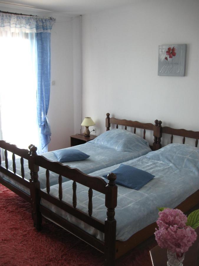 Hotel Wisteria à Tivat Extérieur photo